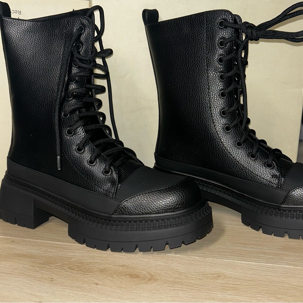 Simmi London Luke black lace up chunky boots - Picture 4 of 4